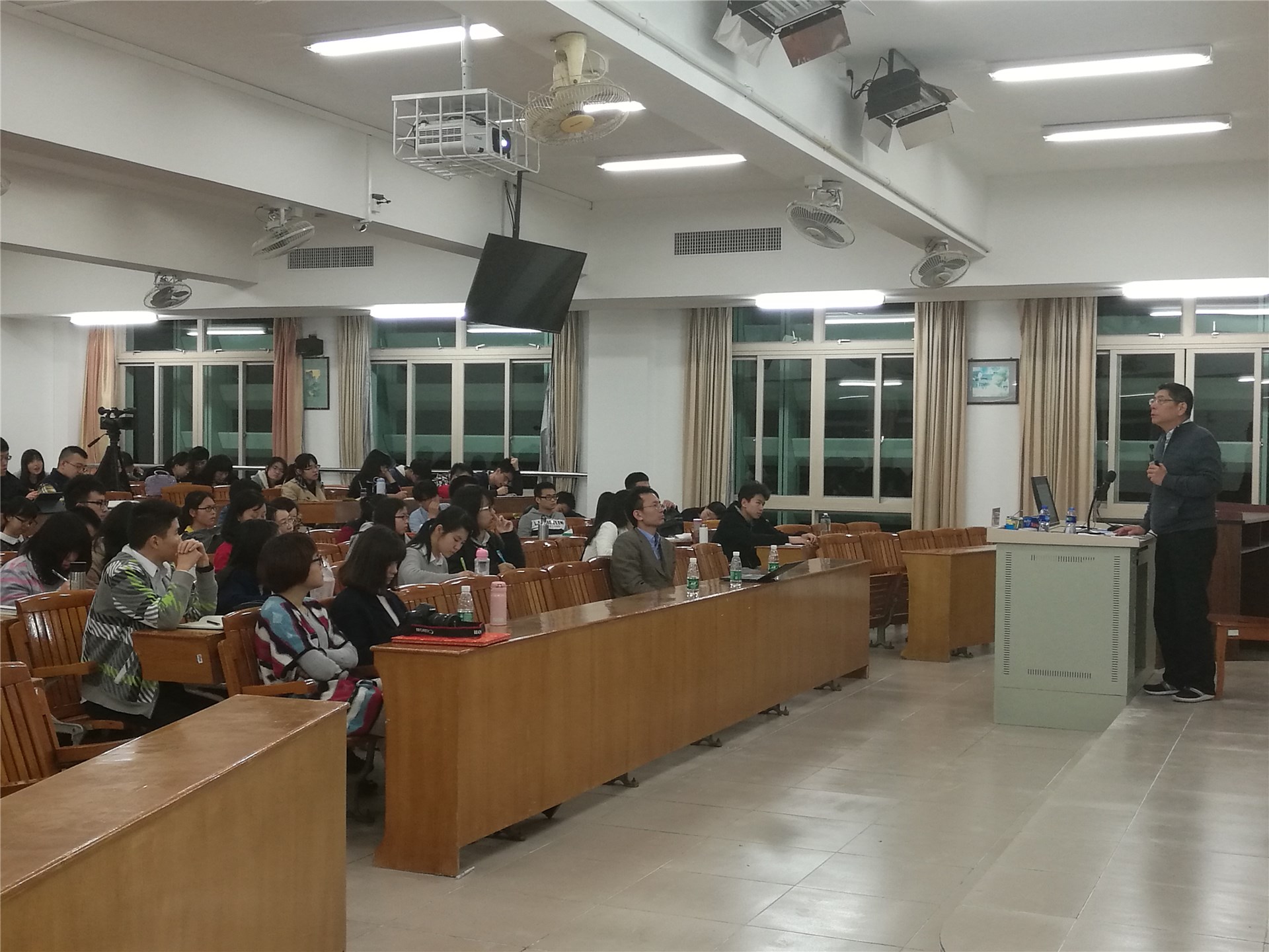        陈嘉映教授讲座现场