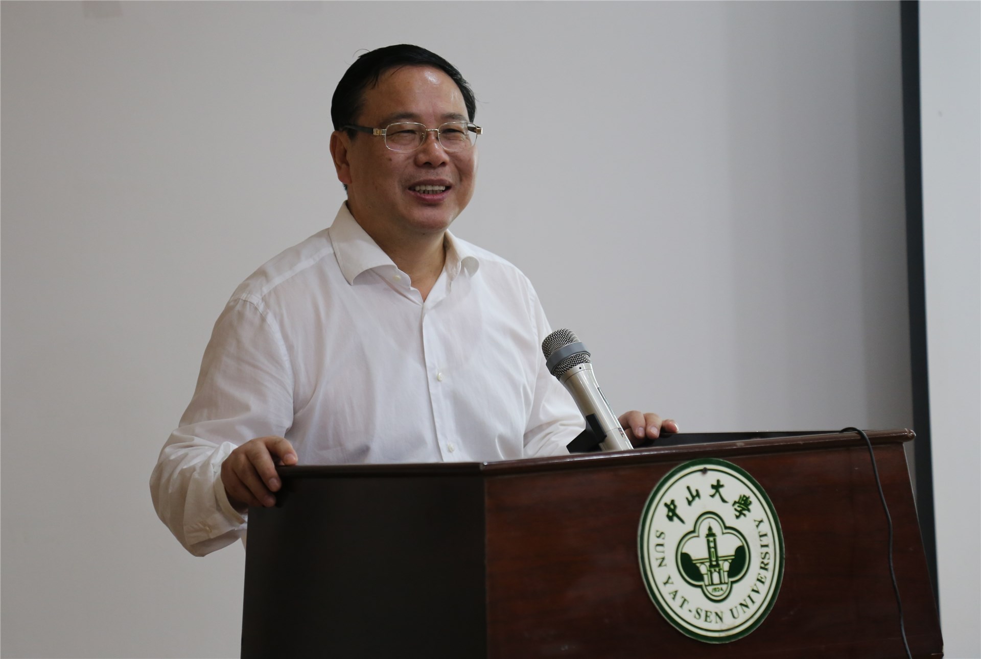 第六届中国法国哲学年会于中山大学珠海校区召开