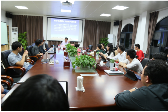 谢地坤教授开讲珠海哲学论坛第十六讲:哲学研究的范式转换